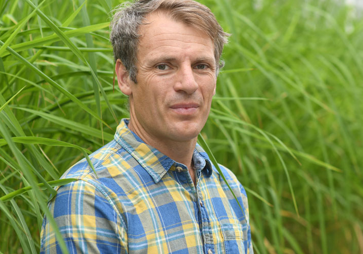 Professor Luke Mackinder